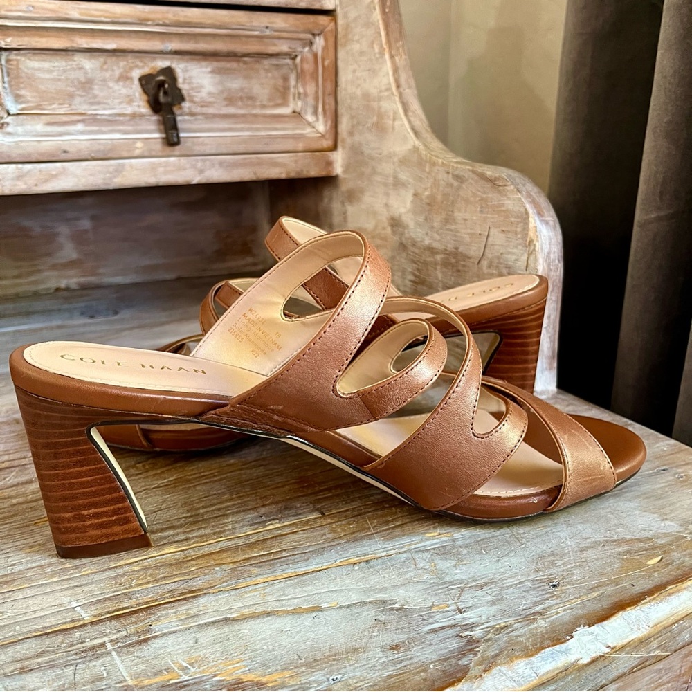 🤎 Cole Haan Heels / Sandals in size 9 leather tan brown business casual - Picture 4 of 10